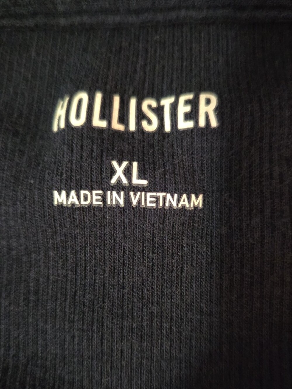 Hollister Navy Long-Sleeve Henley Top Nwot Size XL - Picture 2 of 3